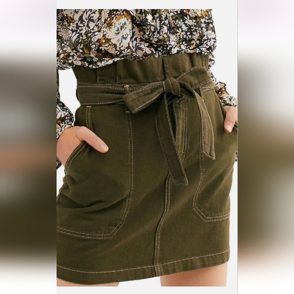 Free People Dresses & Skirts - Free People Splendor In The Grass Paperbag Skirt